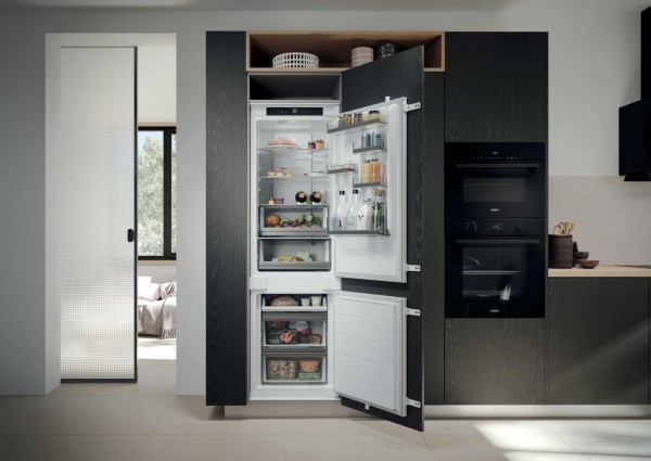 Frigorífico Combi Integrable Haier HBQW5518E 177cm No Frost 251L Clase E