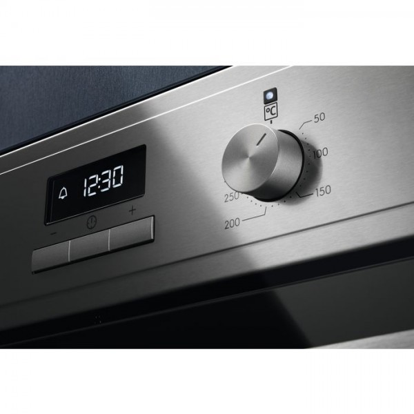 Horno Electrolux EOF3H54X Inox 72L | Multifunción 9 Programas, A+ y Mandos Escamoteables