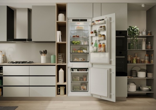 Frigorifico Combi Candy CNBQT3518E, 177x54cm, Integrable Total No Frost, E